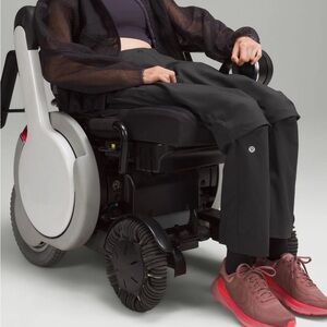 Lululemon Athletica pant for Wheelchair user